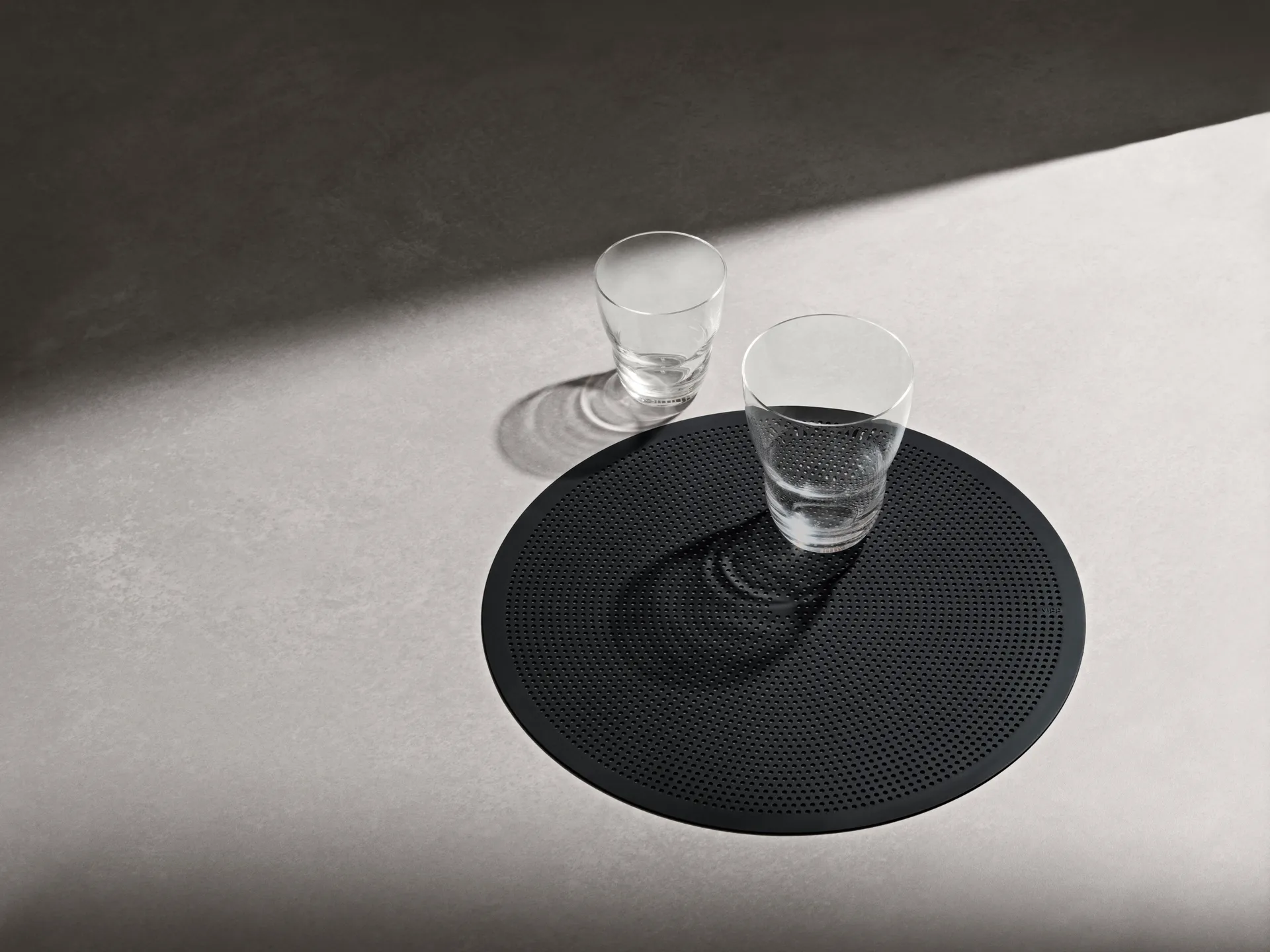 Vipp134 spisebrikke rund Ø31,5 cm, Svart Vipp