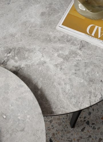 Vipp425 sofabord marmor Ø90x35,5 cm - Sky grey - Vipp
