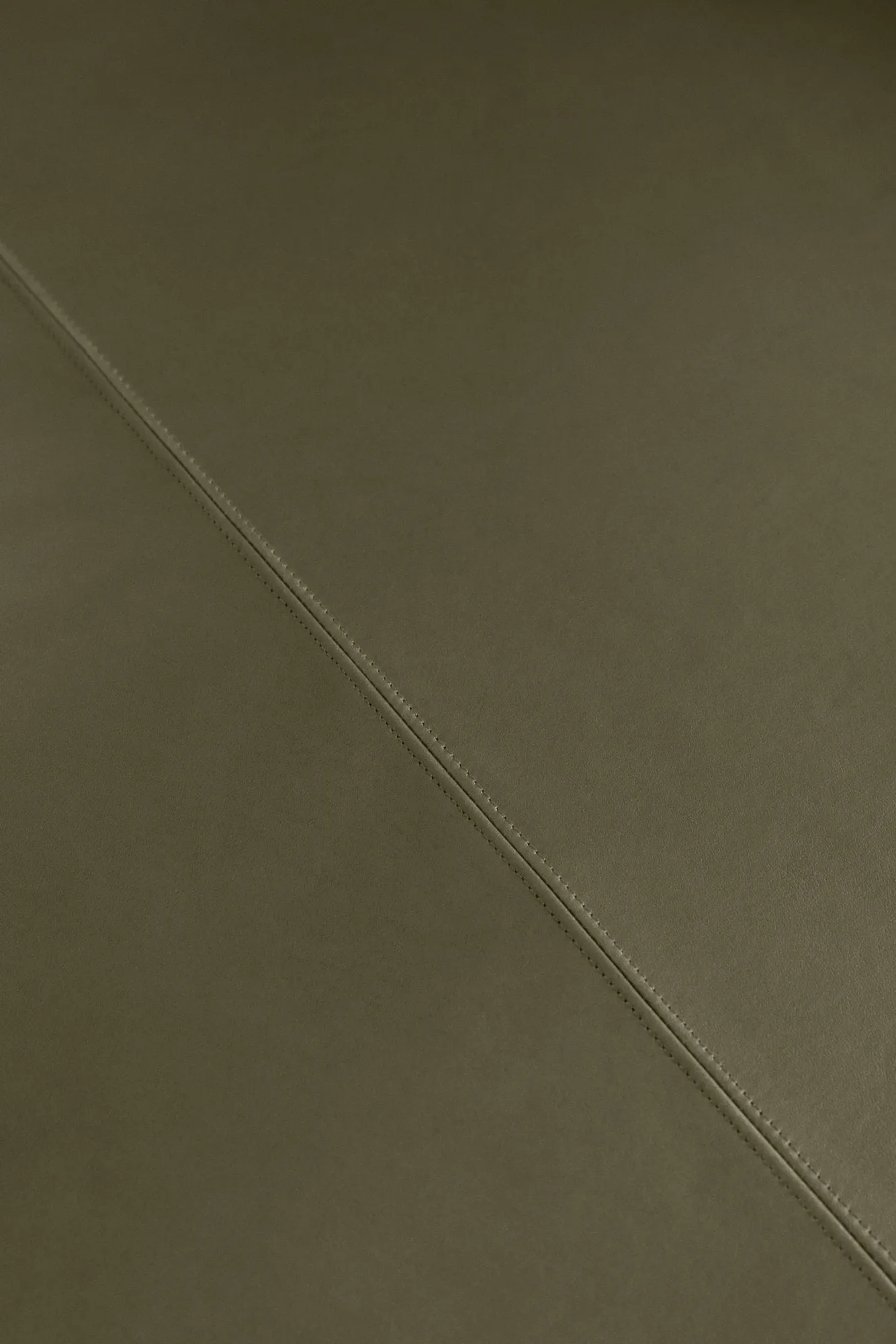 Vipp432 skrivebord, Bosco leather-walnut Vipp