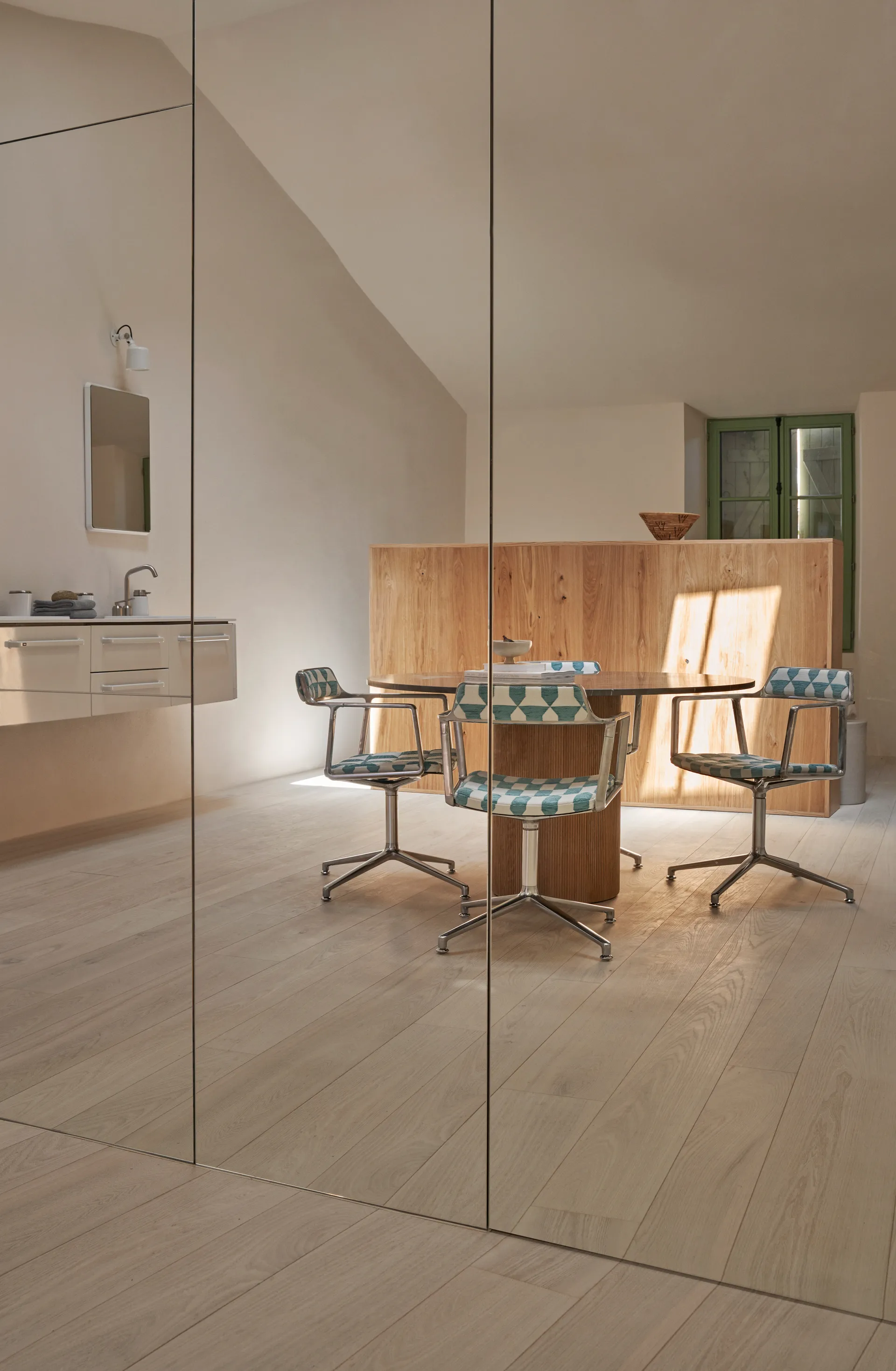 Vipp452 Swivel kontorstol Guesthouse Edition, Lagrasse France-pol. aluminium Vipp