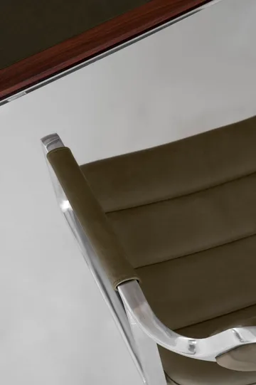 Vipp453 Swivel kontorstol med hjul - Leather bosco green-pol. aluminium - Vipp