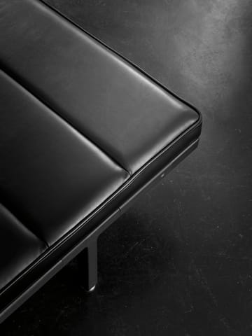 Vipp461 dagseng 200x85x31,5 cm - Black aluminium-black leather - Vipp