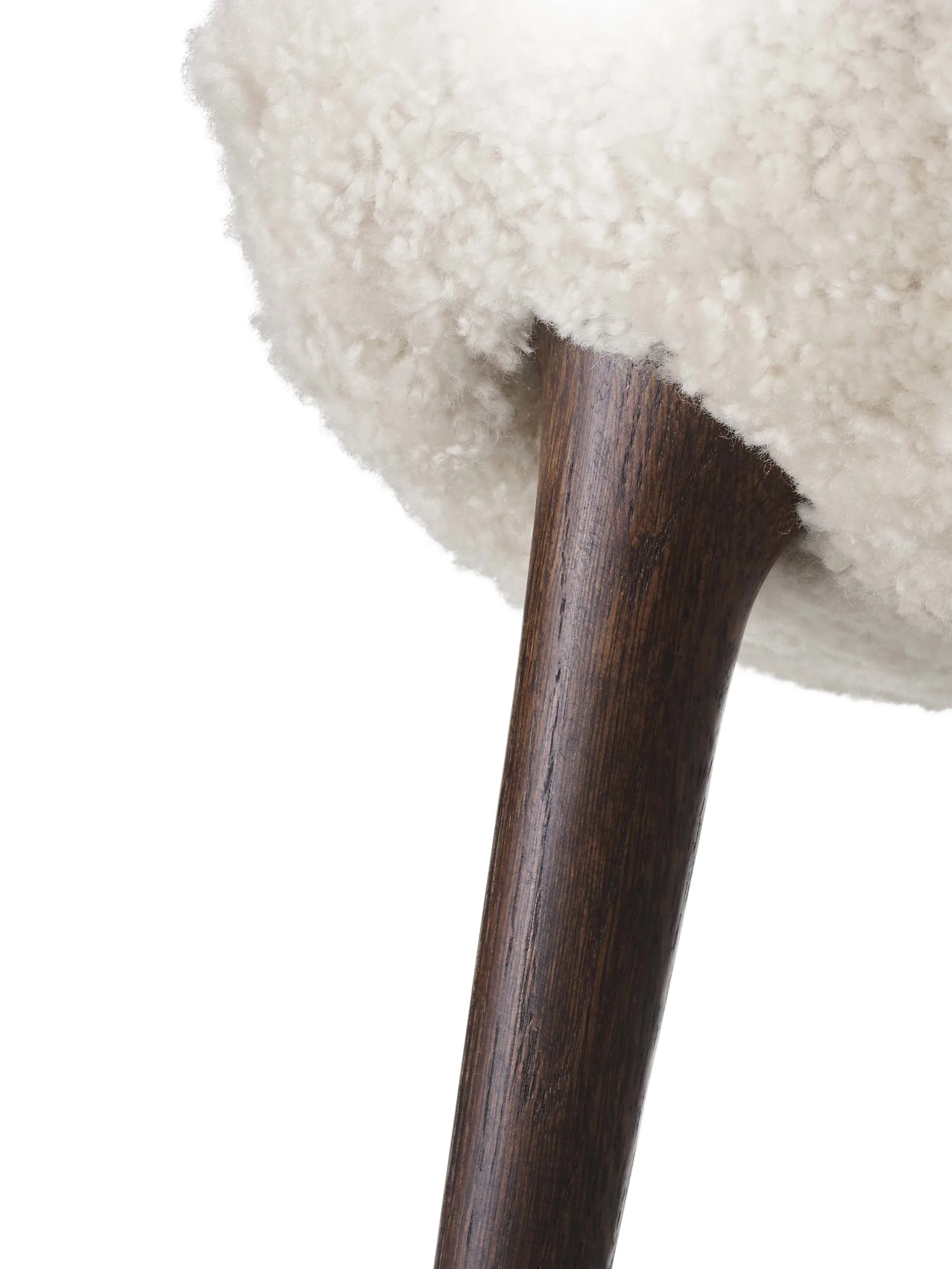 Vipp466 Lodge loungestol, Dark oak-Curly 09 Vipp