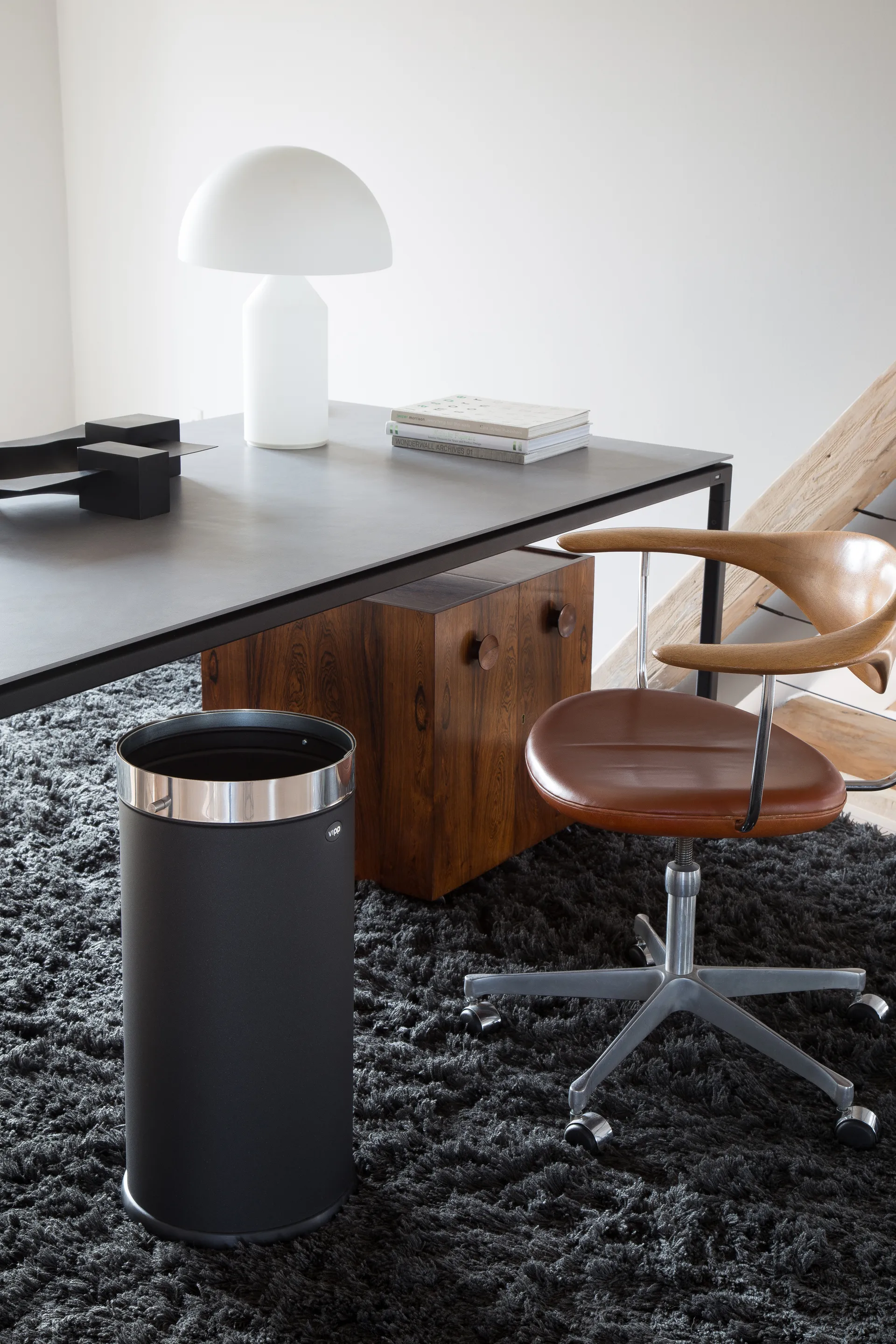 Vipp52 søppelbøtte Ø30x60 cm, Svart Vipp