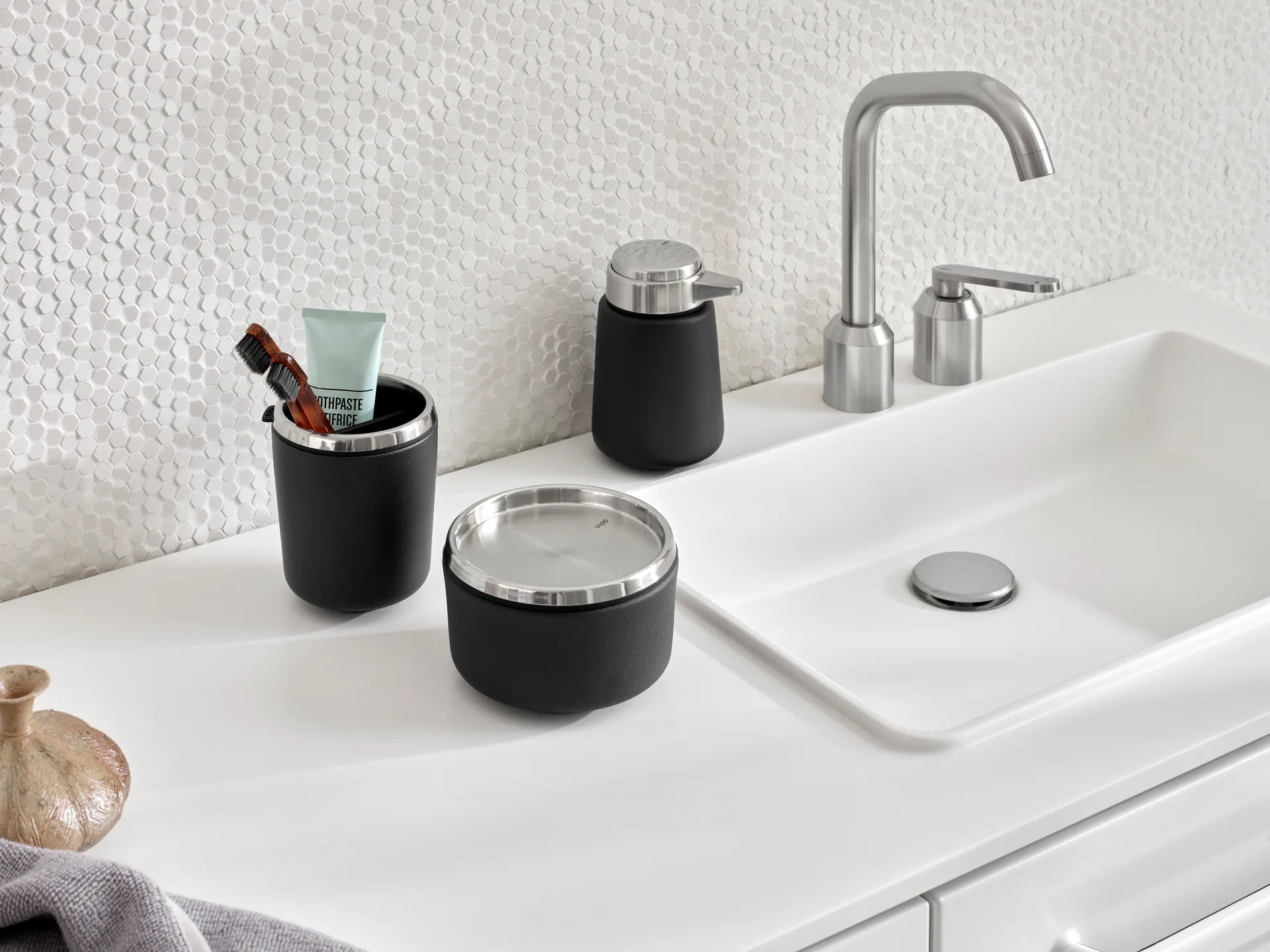 Vipp7 tannbørsteholder, Svart Vipp