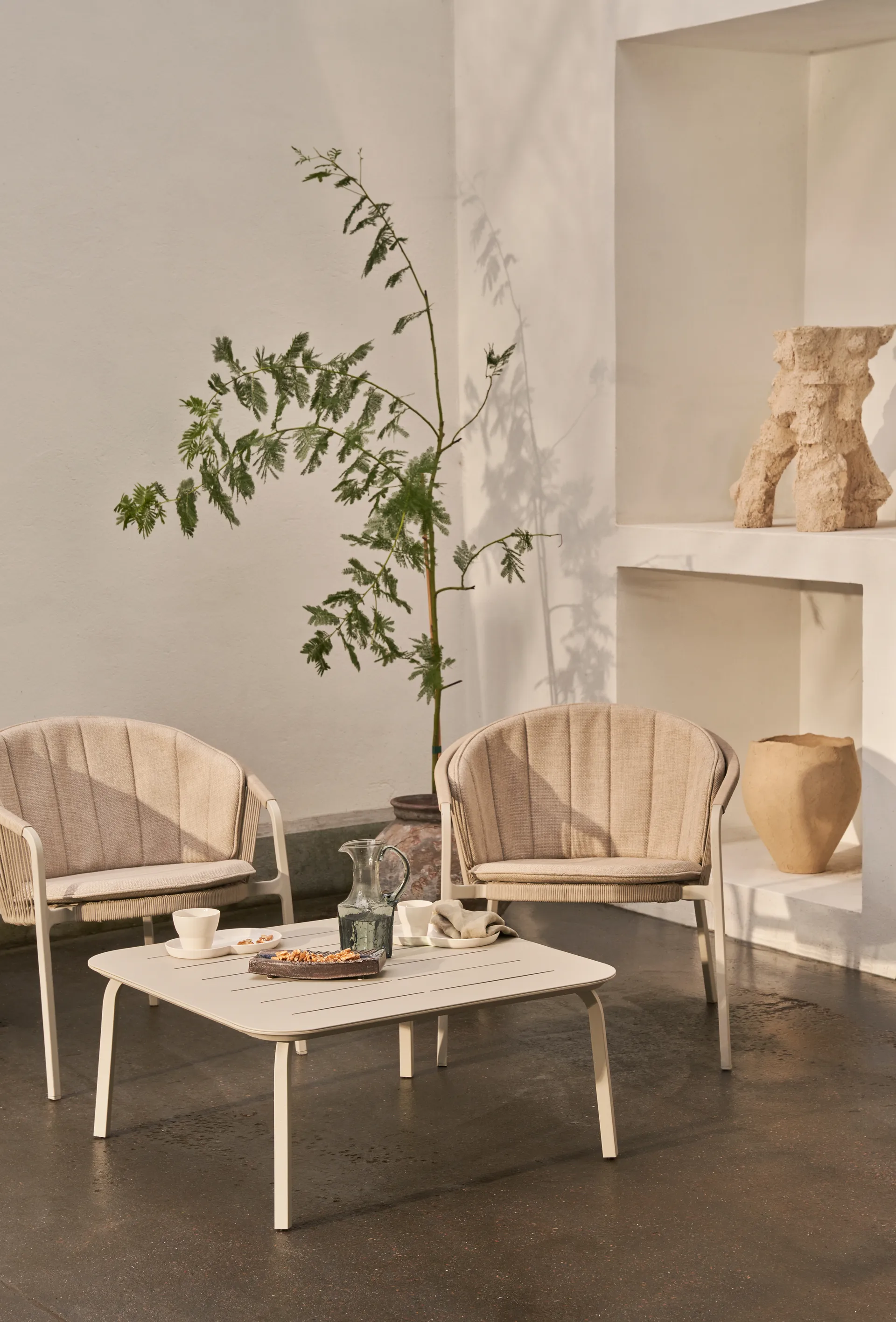 Vipp707 Lagrasse sofabord, Warm grey, 79x79x35 cm Vipp