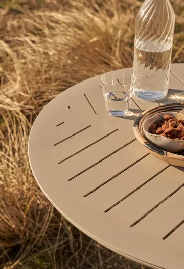 Vipp717 Open-Air cafébord - Warm grey-aluminium, Ø74 cm - Vipp