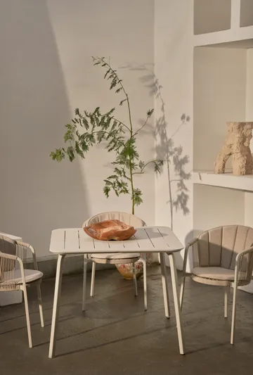 Vipp732 Lagrasse spisebord - Warm grey, 95x95x74 cm - Vipp