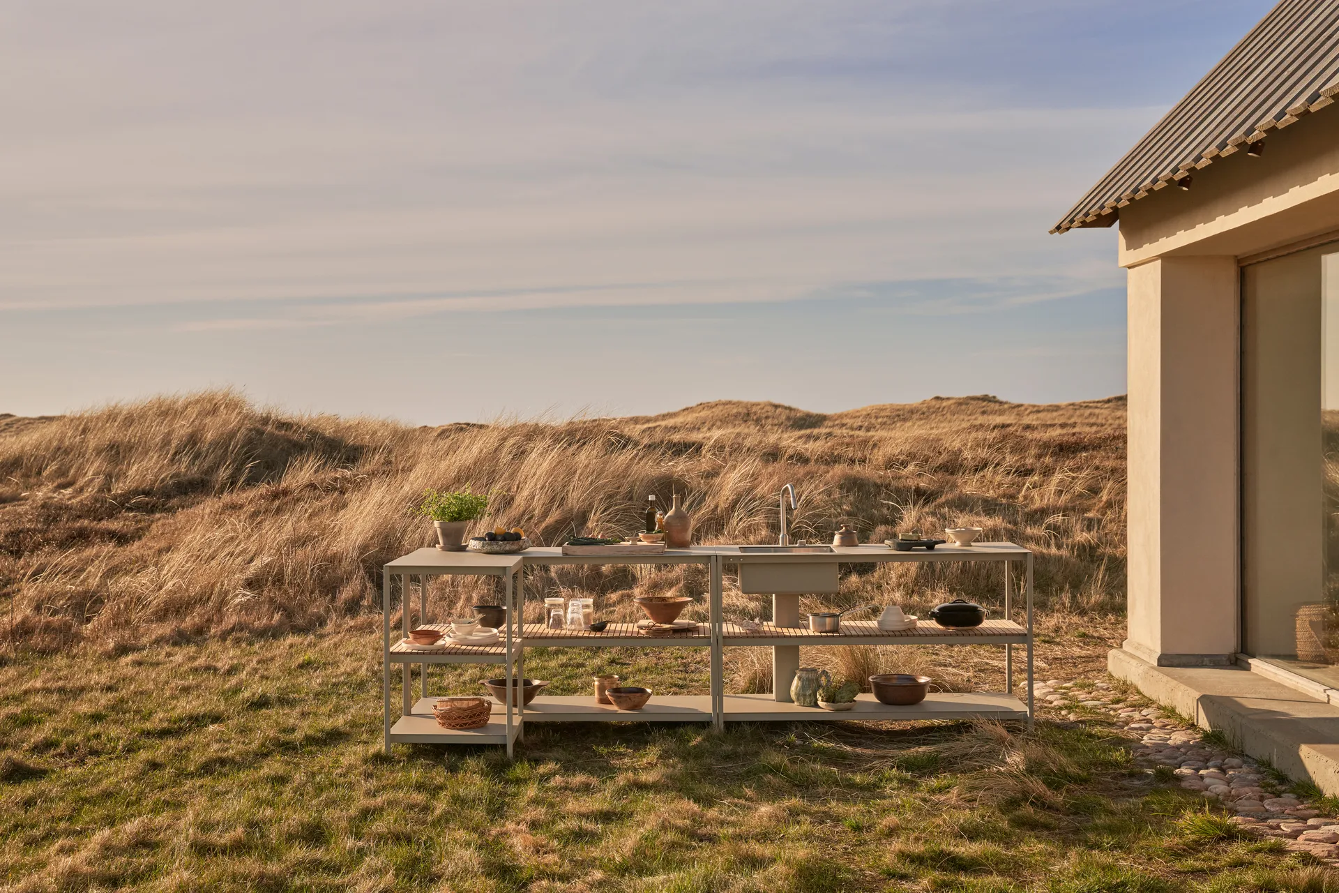 Vipp741 Open-Air kjøkkenmodul large, Warm grey, 154x59x93 cm Vipp