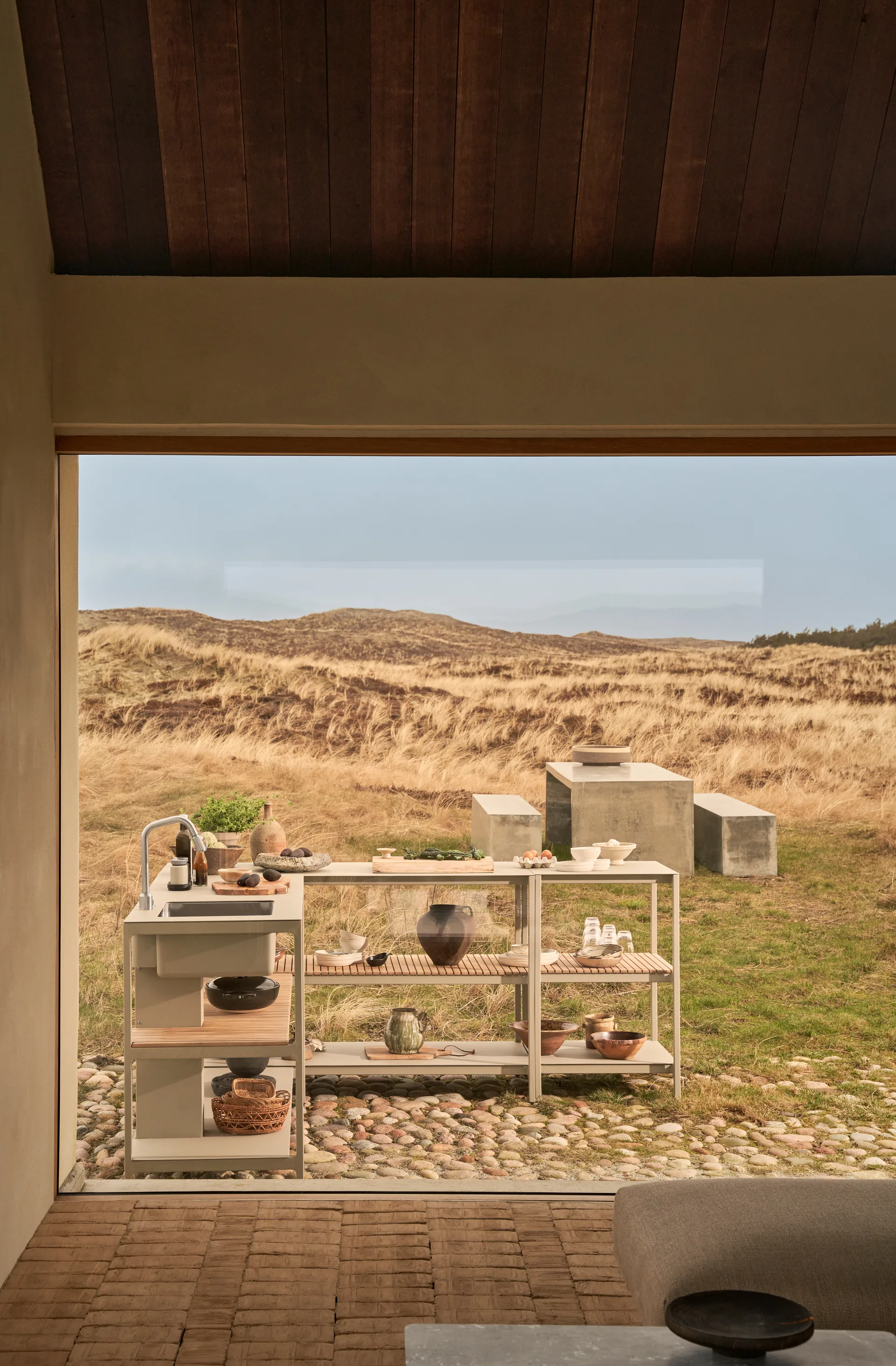 Vipp741 Open-Air kjøkkenmodul large, Warm grey, 154x59x93 cm Vipp