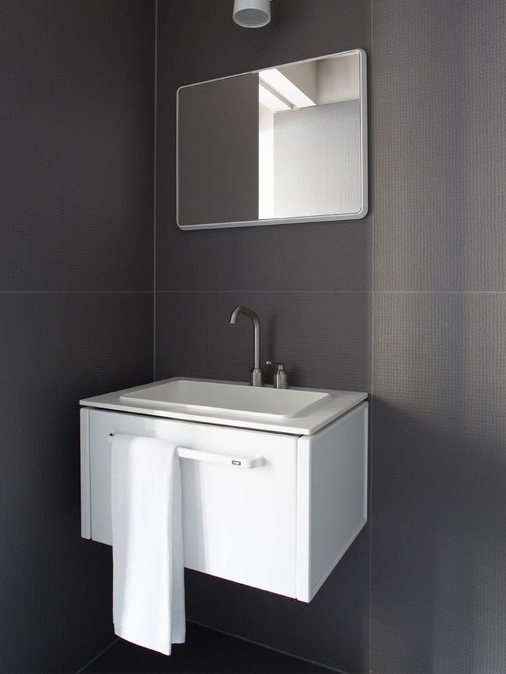 Vipp911 veggspeil small 50x66,5 cm, Hvit Vipp