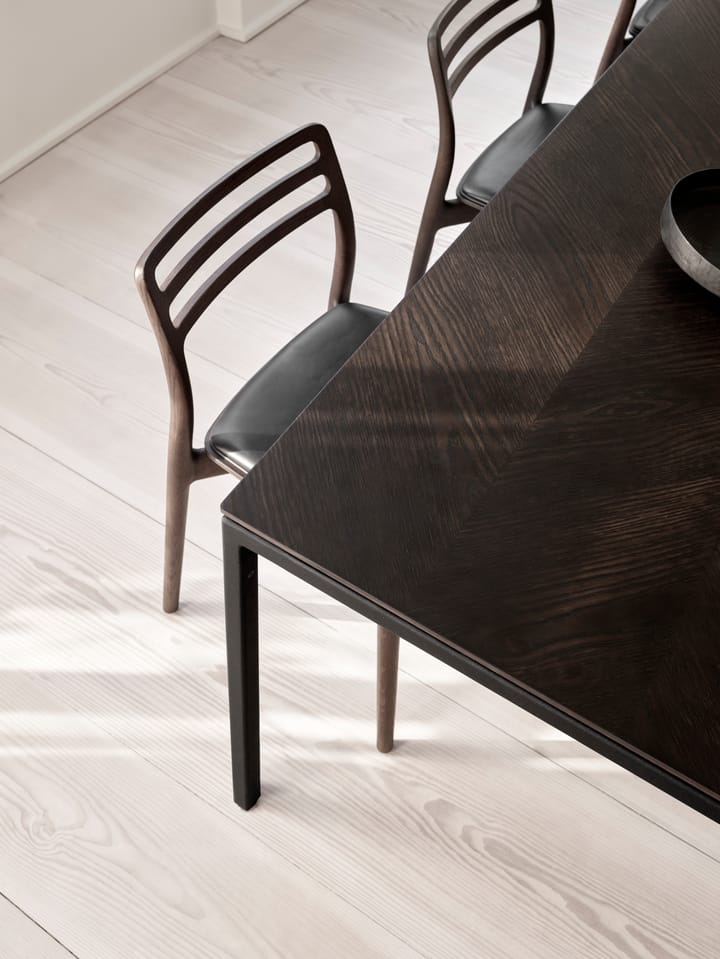 Vipp972 spisebord 240x95x72,5 cm, Dark eikefinér Vipp