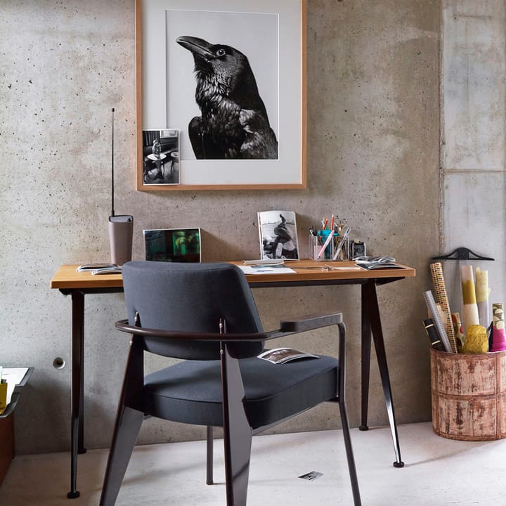 Compas Direction skrivebord, Dark oak-Deep black Vitra