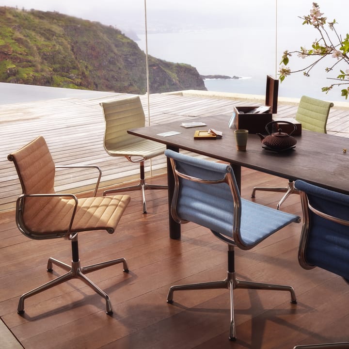 EA 101 stol polert aluminium, Hopsak warmgrey-Ivory Vitra