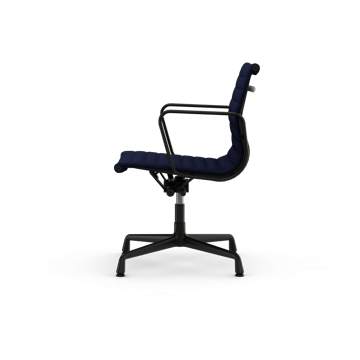 EA132 Aluminium Chair kontorstol filt glidere - 21 dark blue-deep black - Vitra