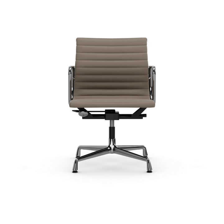 EA132 Aluminium Chair kontorstol filt glidere, 71 sand leather L20-polert Vitra