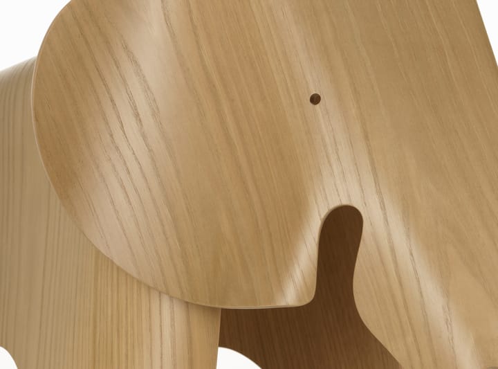Eames elephant krakk/dekorasjon, Natural lakkert chestnut Vitra