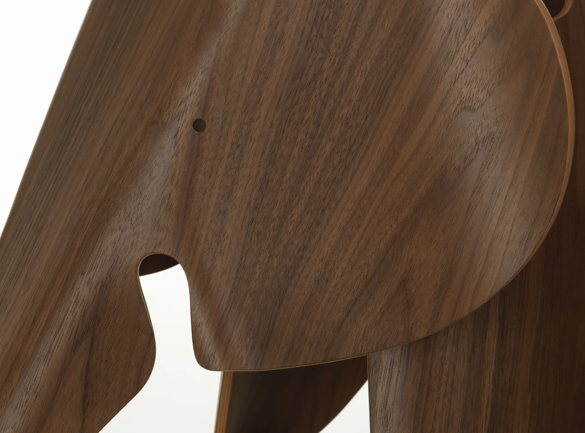 Eames elephant krakk/dekorasjon, Natural lakkert valnøtt Vitra