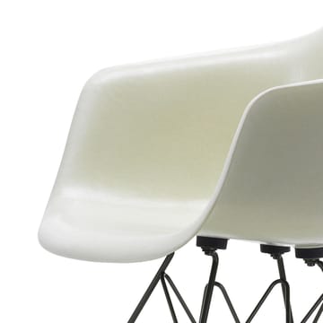 Eames fiberglass armchair DAR armlenestol - Parchment-Basic dark - Vitra