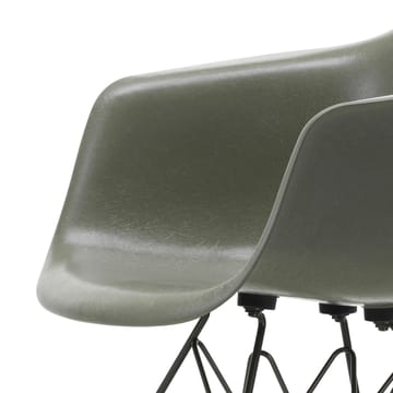 Eames fiberglass armchair DAR armlenestol - Raw umber-Basic dark - Vitra
