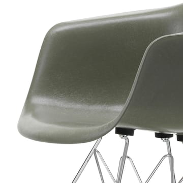 Eames fiberglass armchair DAR armlenestol - Raw umber-Chrome - Vitra
