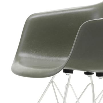 Eames fiberglass armchair DAR armlenestol - Raw umber-White - Vitra