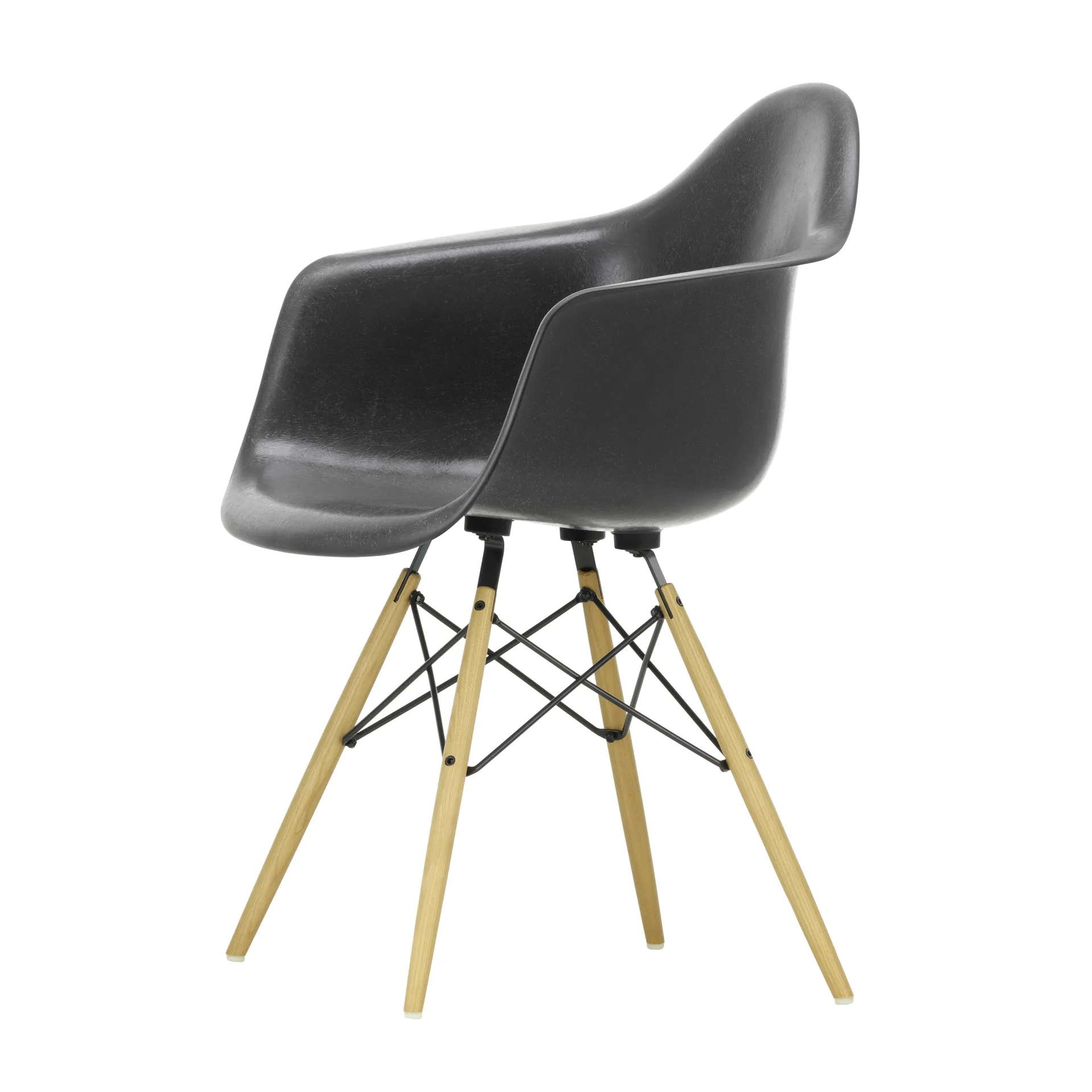 Eames Fiberglass Armchair DAW armlenestol, elephant hide grå, askben Vitra