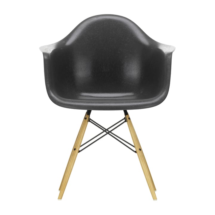 Eames Fiberglass Armchair DAW armlenestol - elephant hide grey, lønnben - Vitra