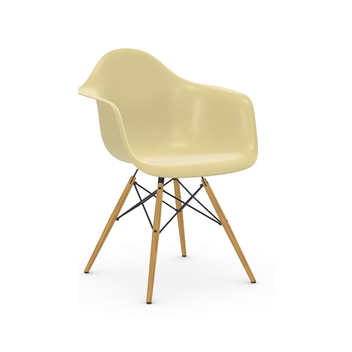 Eames Fiberglass Armchair DAW armlenestol, parchment, lønnbben Vitra