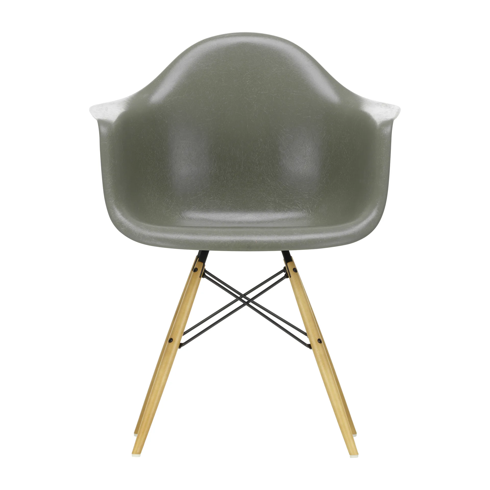 Eames Fiberglass Armchair DAW armlenestol, raw umber, lønnben Vitra