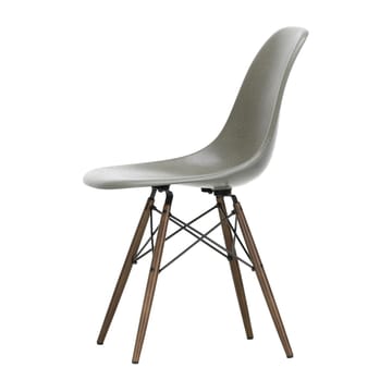 Eames Fiberglass Chairs DSW stol - Raw umber-svartbeisede lønnben - Vitra