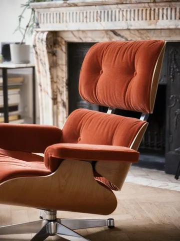 Eames Lounge Chair & Ottoman new dimension - 07 Brandy-28 cherry natural-pol. steel - Vitra