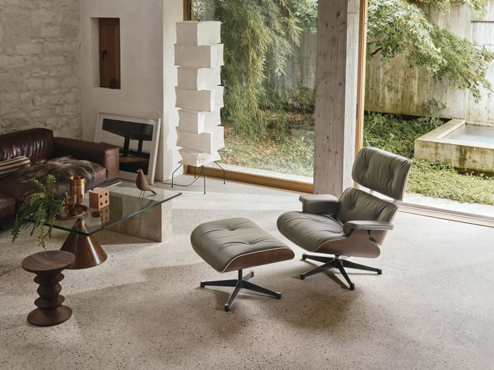 Eames Lounge Chair & Ottoman new dimension, 58 Khaki-05 santos palisander-pol. steel-black Vitra