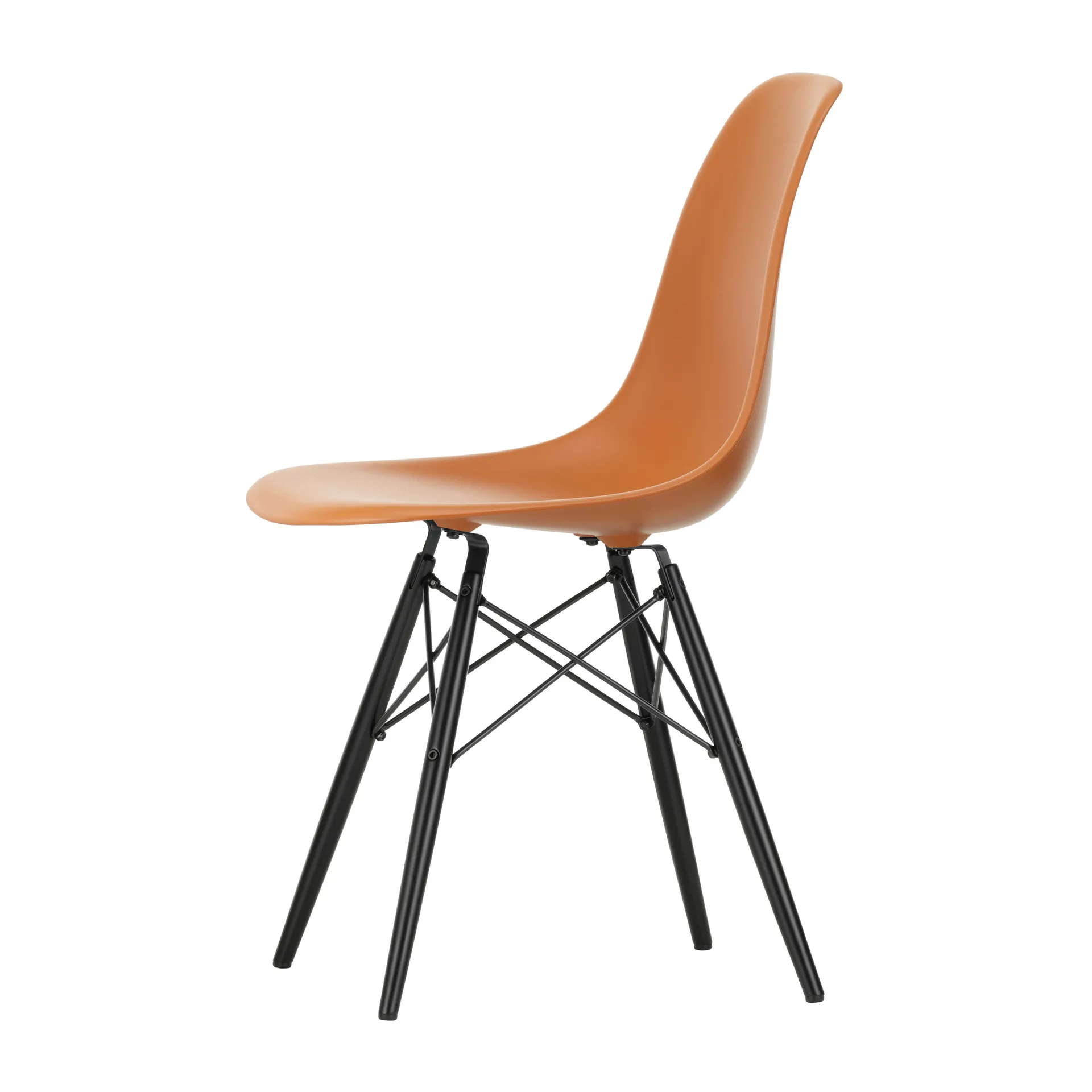 Eames Plastic Side Chair RE DSW stol, 43 rusty orange-svart lønn Vitra