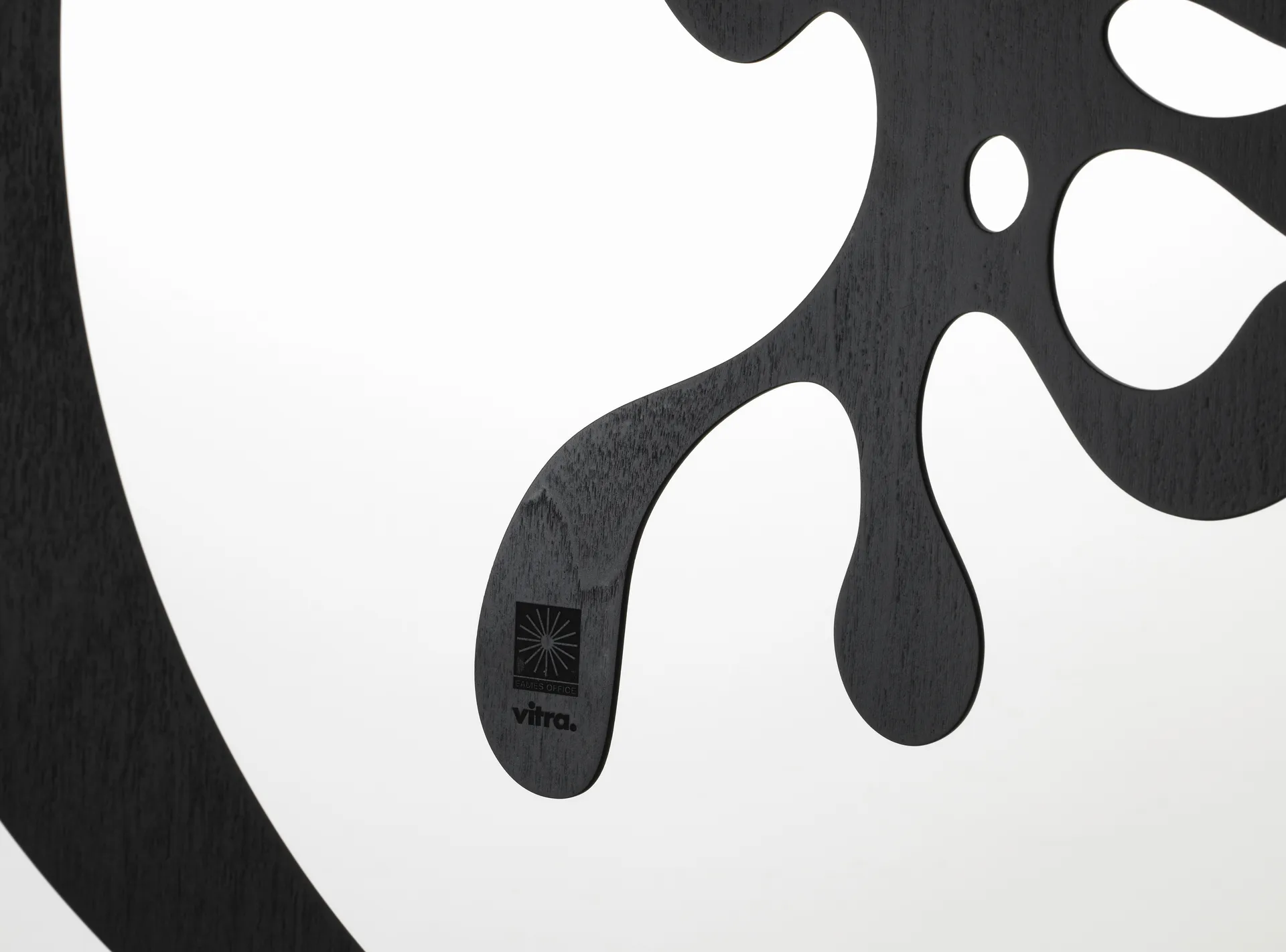 Eames plywood mobile modell AL, Svart Vitra