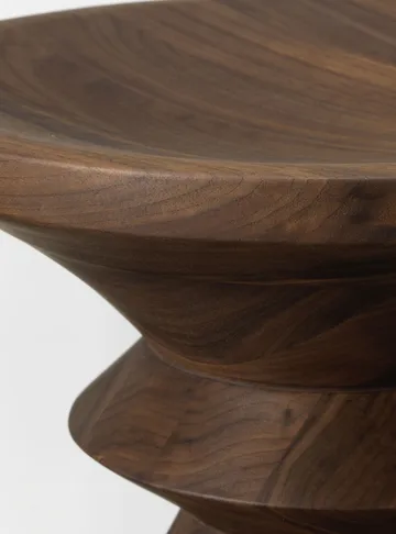 Eames Stool rund krakk modell A - Dark walnut, Ø33x38 cm - Vitra
