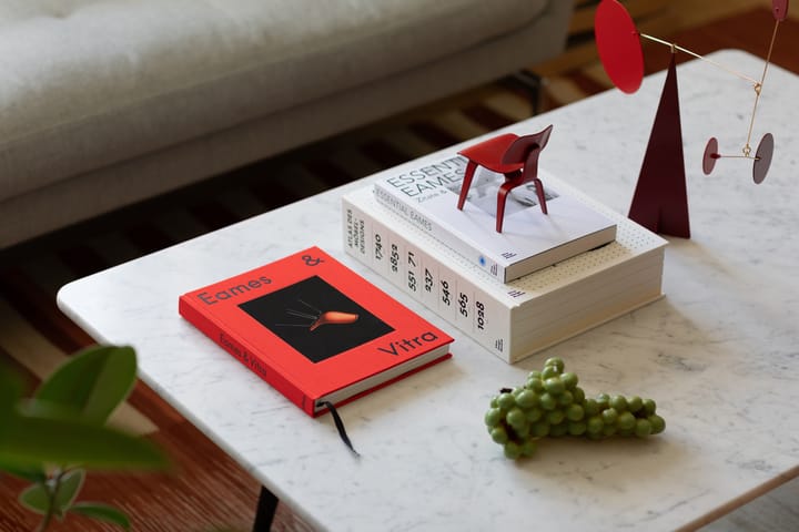 Eames & Vitra bok, Engelsk tekst Vitra