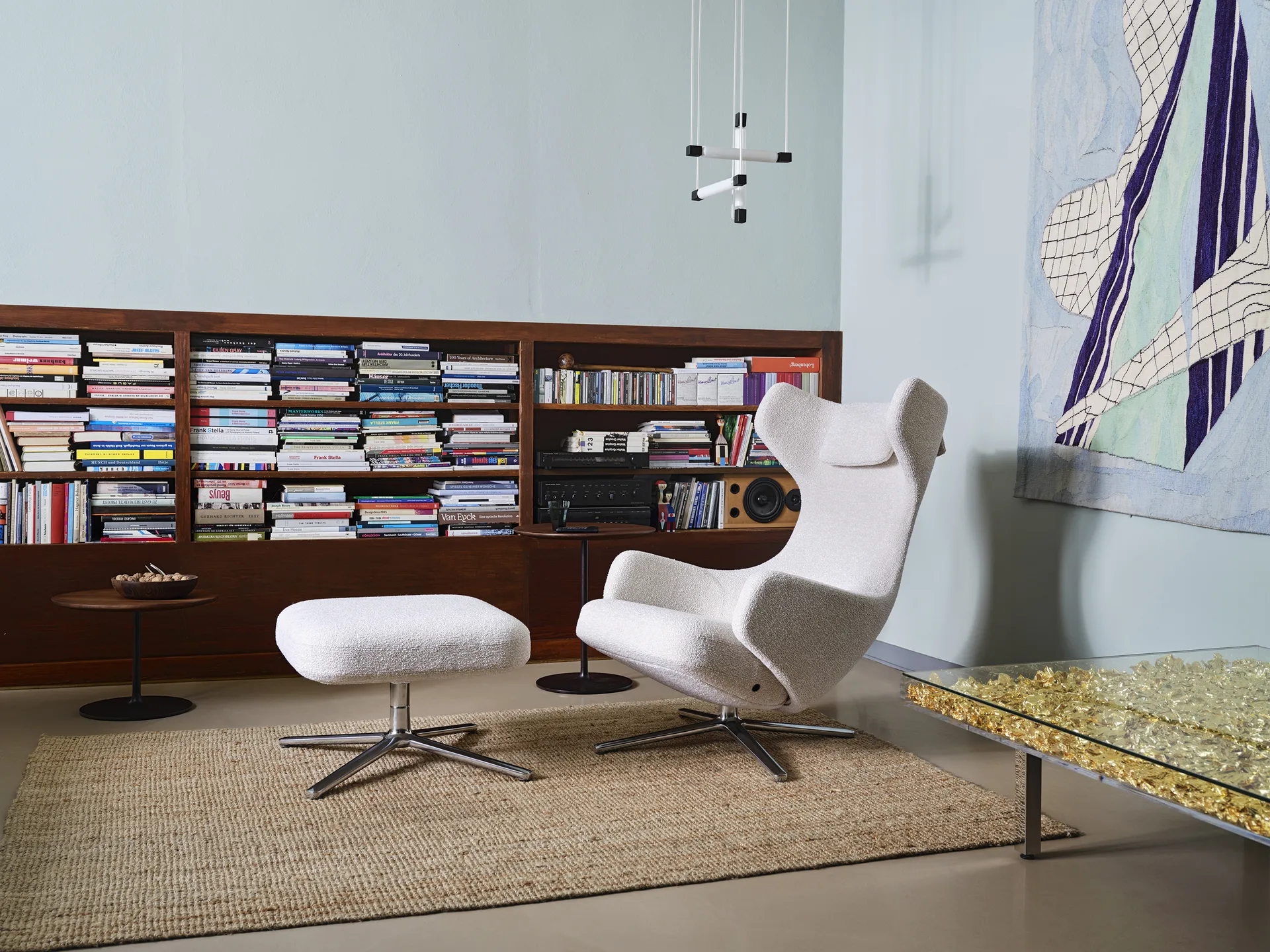 Grand Repos lenestol & Ottoman aluminiumstativ, Nubia 01 ivory-pearl Vitra