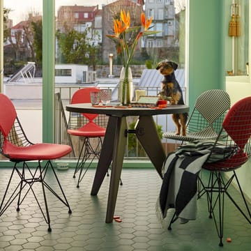 Guéridon spisebord - Oiled walnut ø105cm - Vitra
