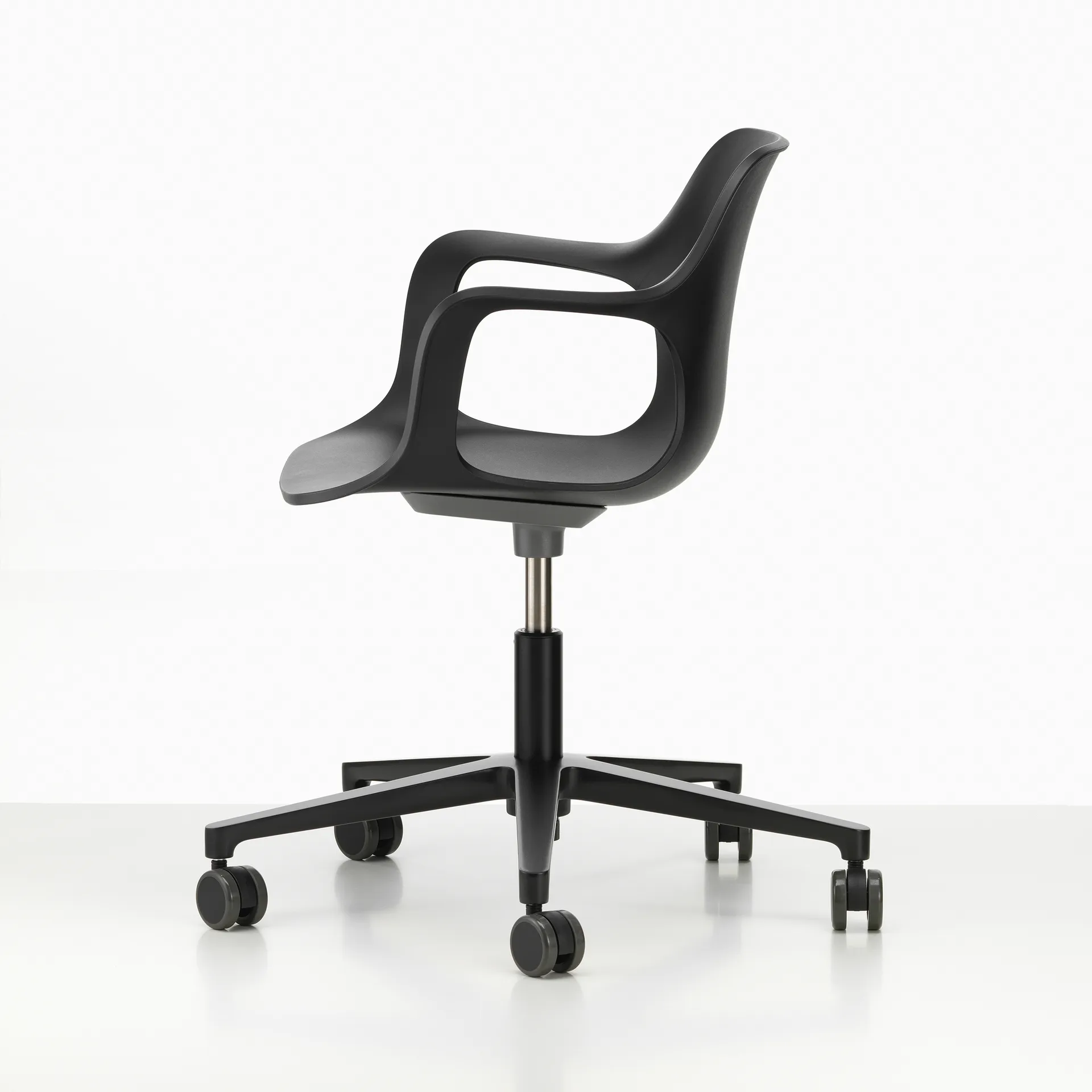 HAL RE armchair studio kontorstol, Deep black Vitra