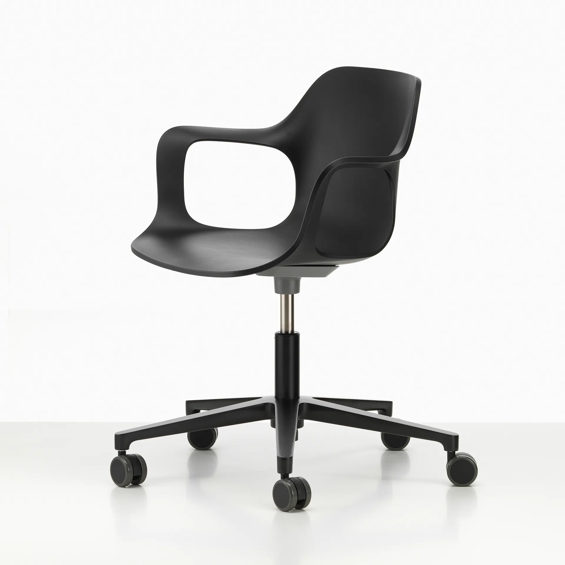 HAL RE armchair studio kontorstol, Deep black Vitra