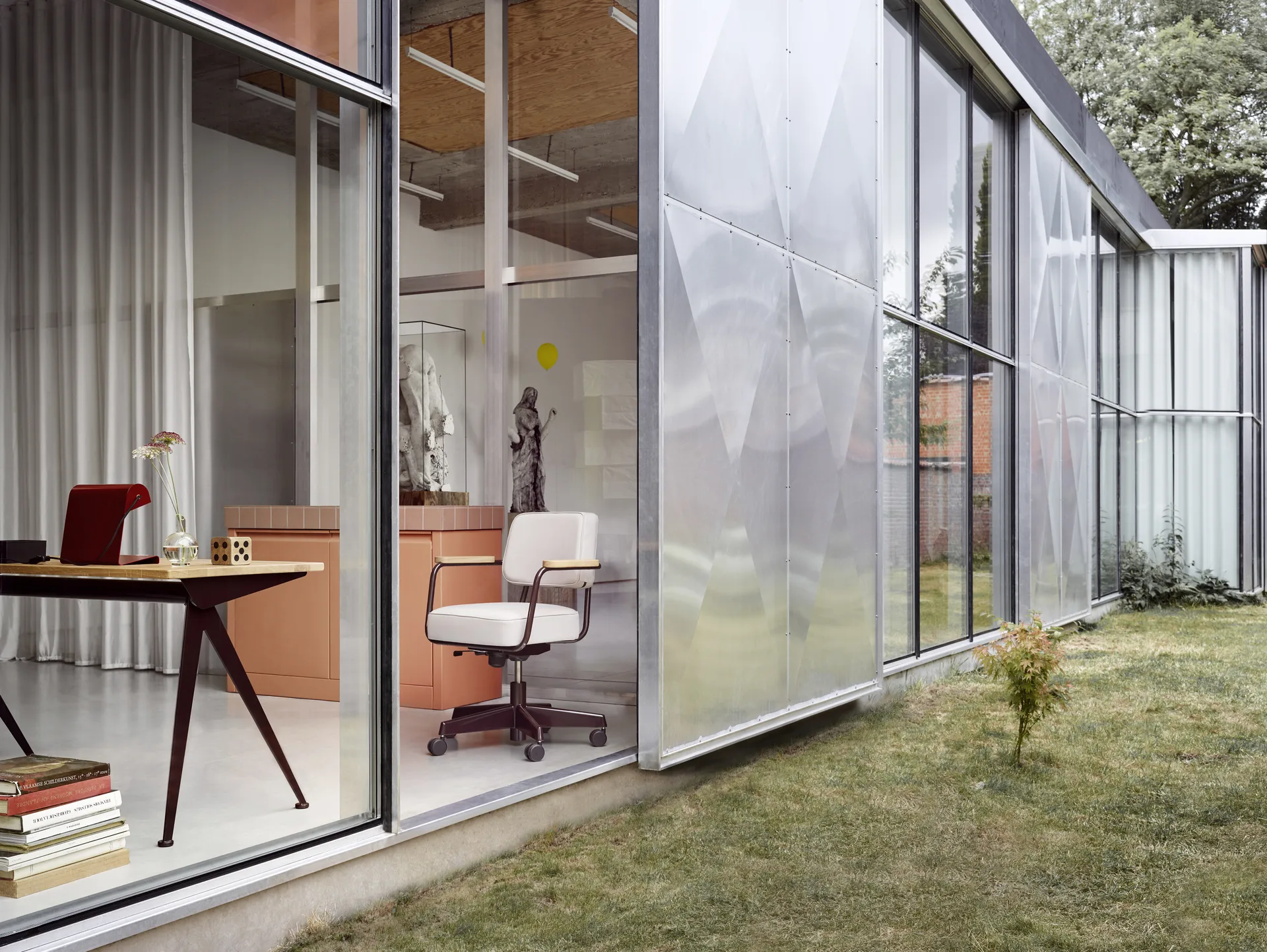 Lampe de Bureau bordslampe, Japanese red Vitra