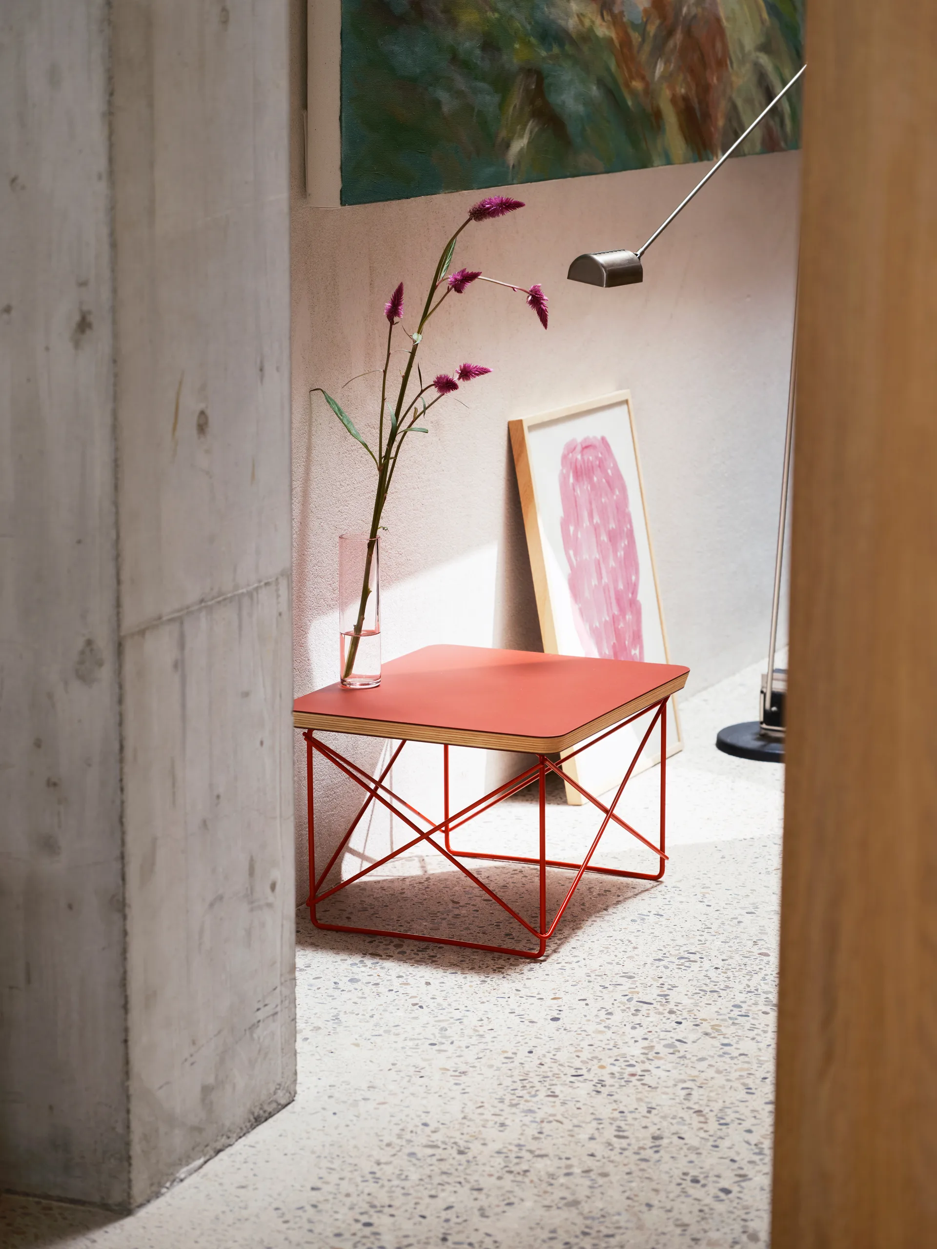 LTR occasional table sidobord, Linoleum dark brick-eames classic red Vitra