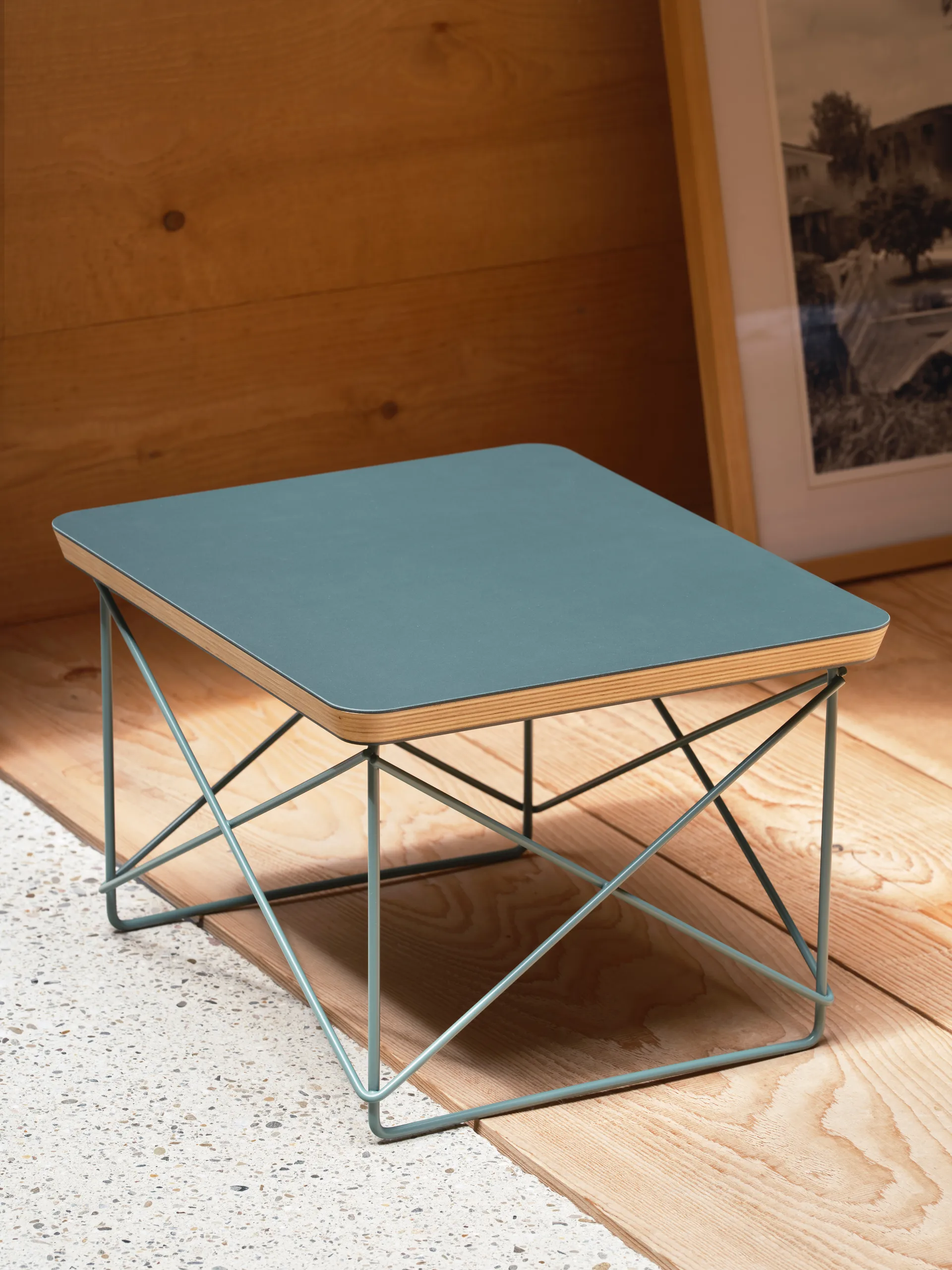LTR occasional table sidobord, Linoleum jade-eames sea foam green Vitra