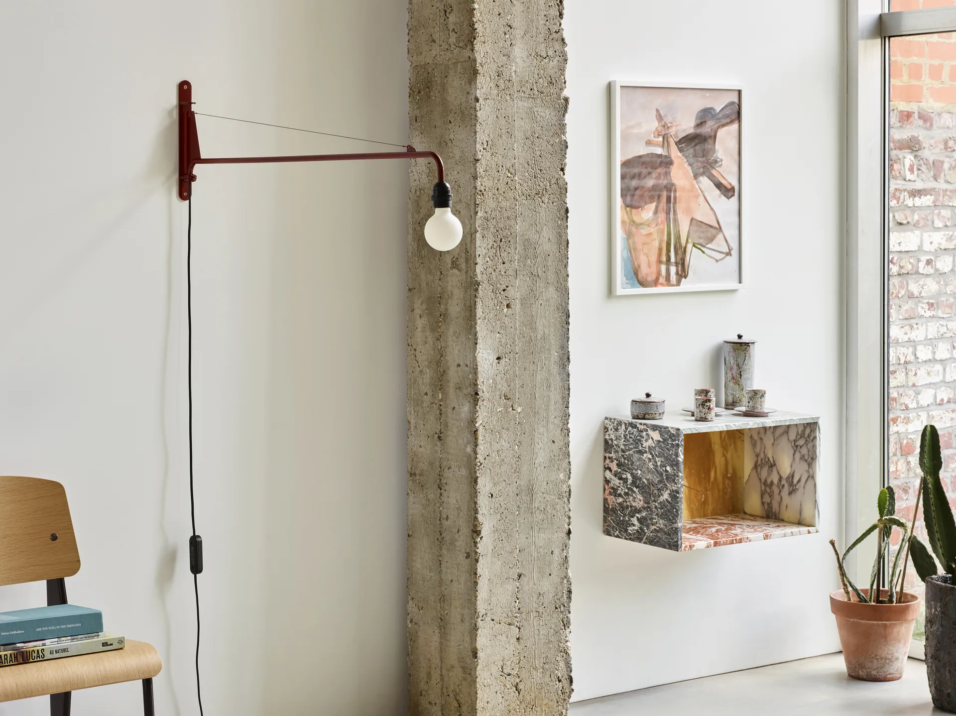 Petite Potence vegglampe, Japanese red Vitra