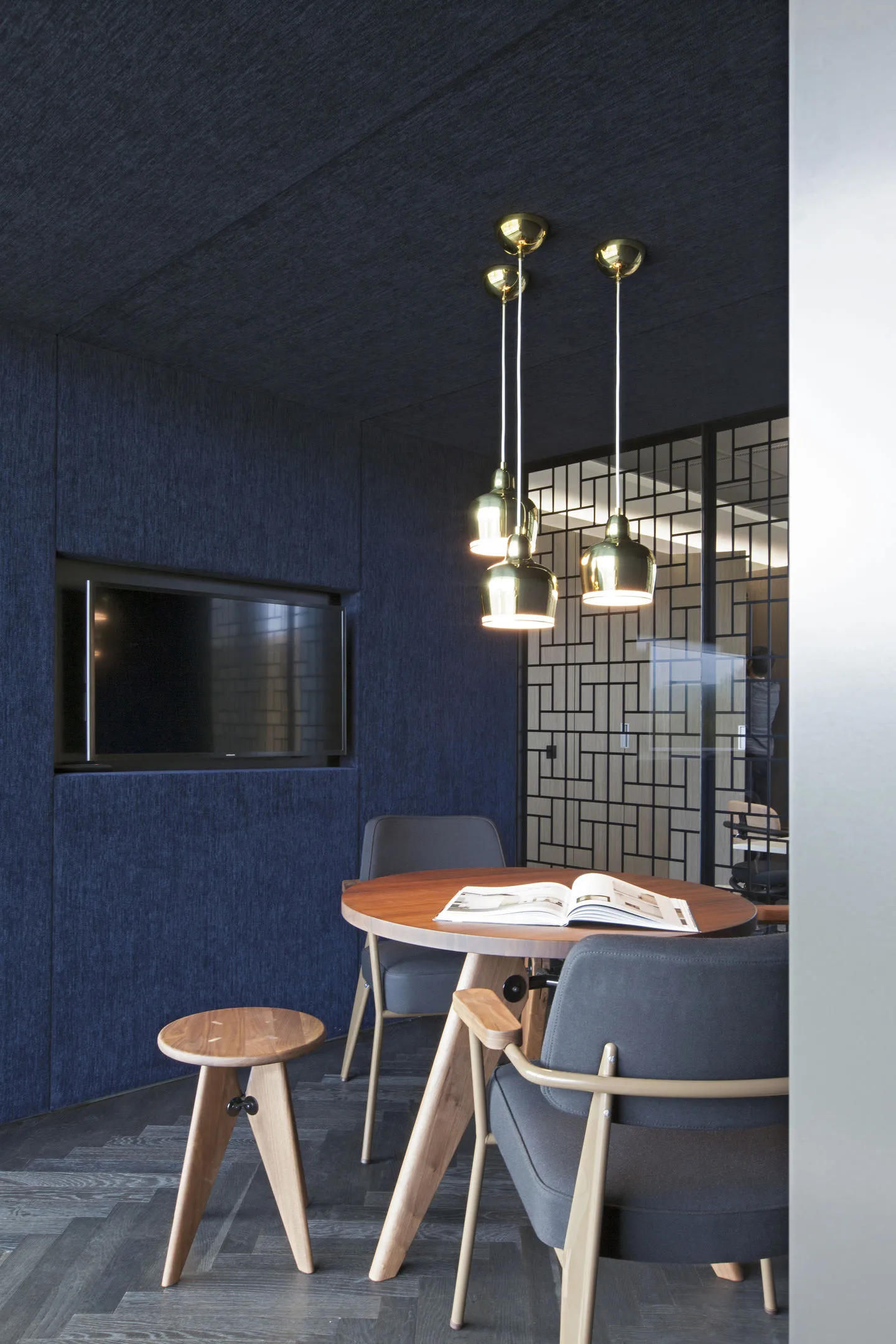 Tabouret Bois krakk, Oiled oak Vitra