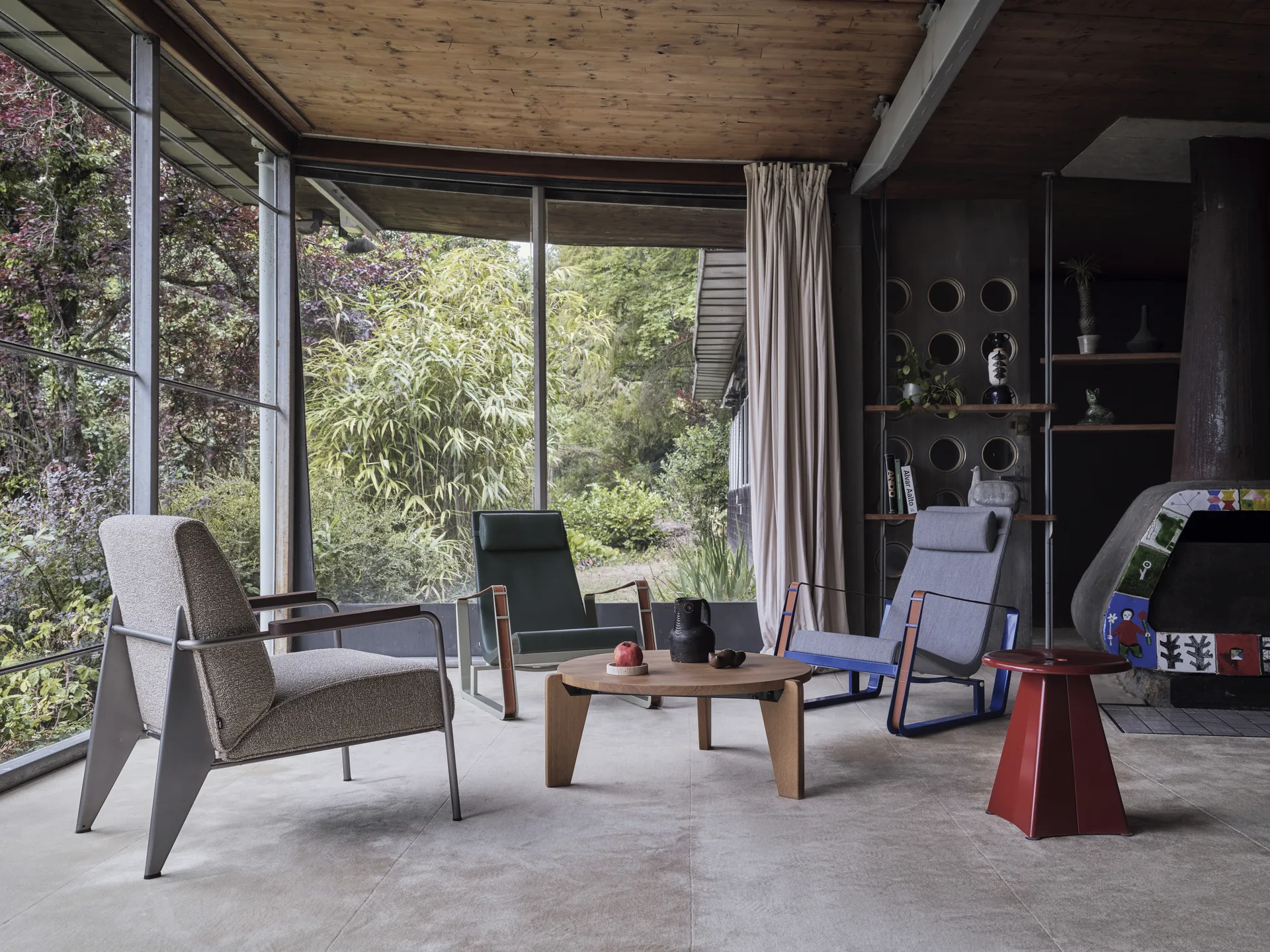 Tabouret Métallique krakk, Japanese red Vitra