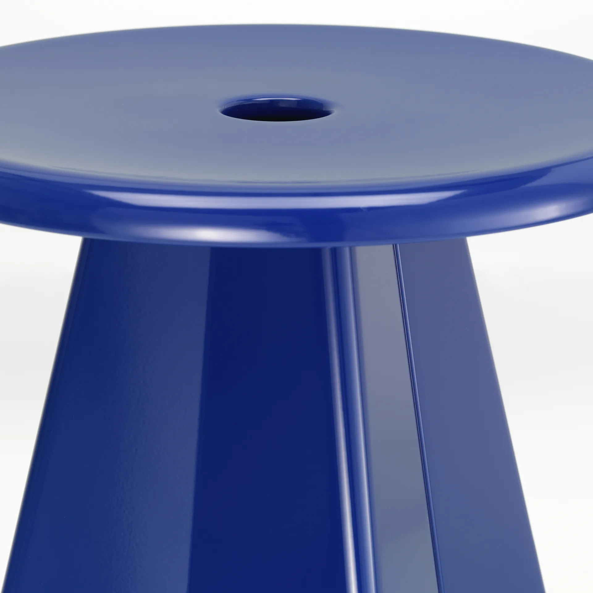 Tabouret Métallique rund krakk, Bleu marcoule, Ø38x44,5 cm Vitra