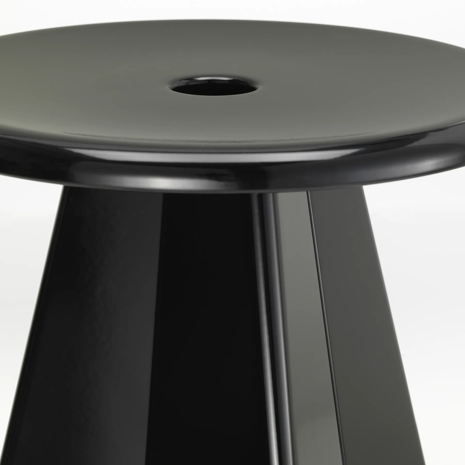 Tabouret Métallique rund krakk, Deep black, Ø38x44,5 cm Vitra