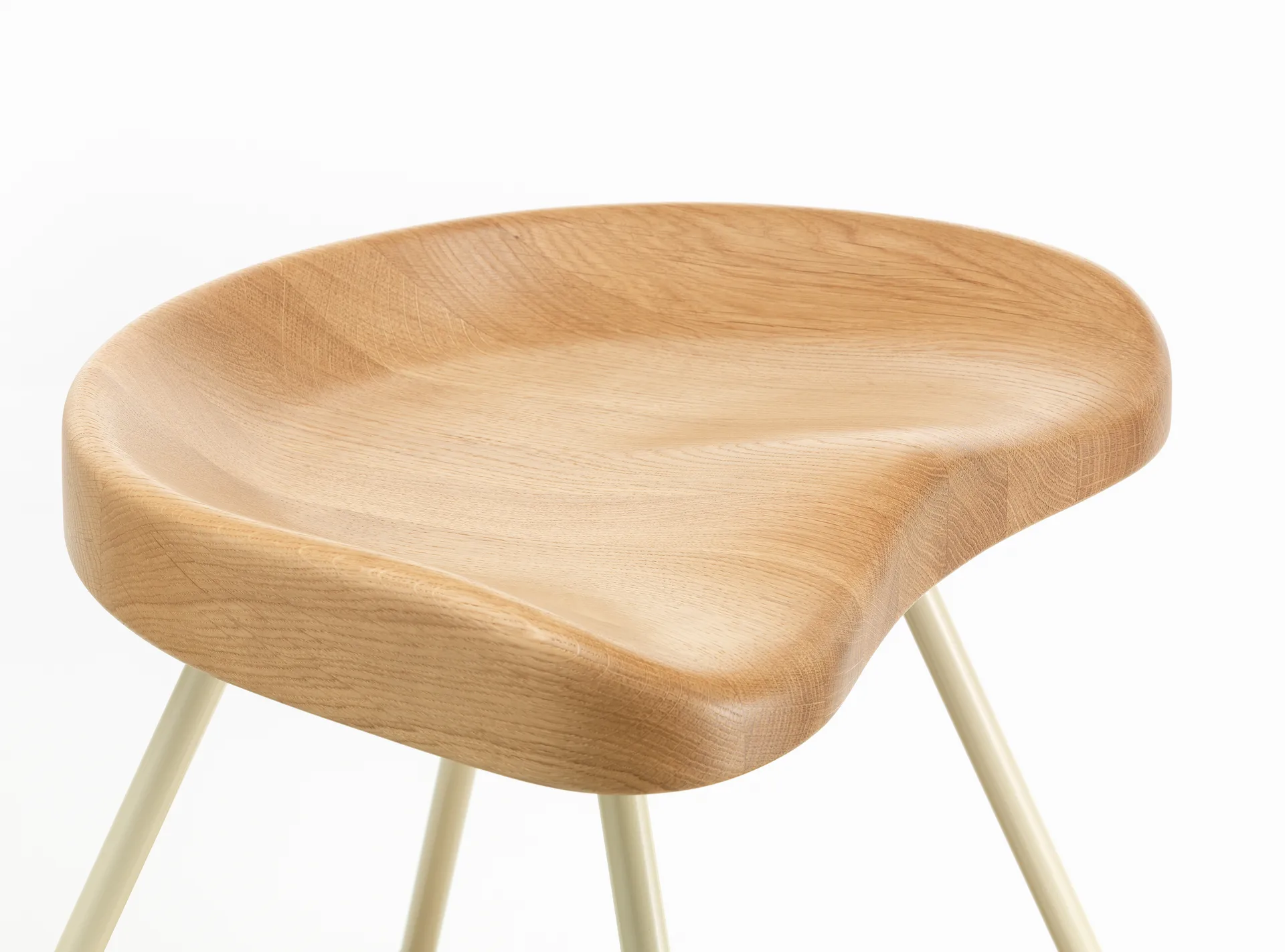 Tabouret No 307 krakk, Oak-Prouvé hvit due Vitra